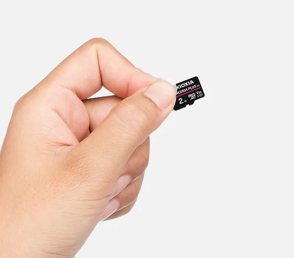 Ürün 2TB EXCERIA PLUS G2 MICRO SDXC 4K 100MB/s KIOXIA LMPL2M002TG2 Görsel